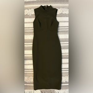 Dark Green Express Fitted Dress! 🤍🤍